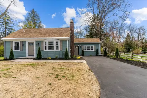 159 Hatton St, East Providence, RI 02914
