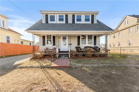 36 Bowlet St, Providence, RI 02909