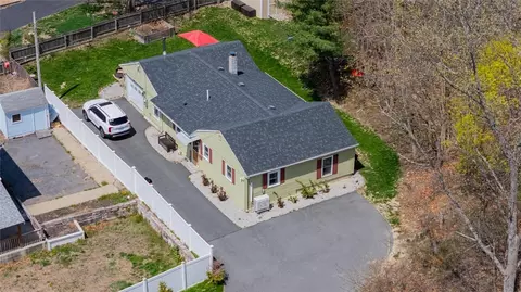 View/Area - 84 Mowry St, Woonsocket, RI 02895 photo 3 of 5