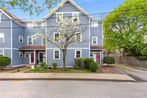 79 Duke St #1, East Greenwich, RI 02818