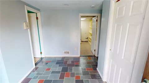 218 Douglas Rd, Warwick, RI 02886 photo 34