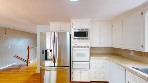 218 Douglas Rd, Warwick, RI 02886 photo 19