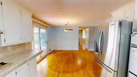218 Douglas Rd, Warwick, RI 02886 photo 18