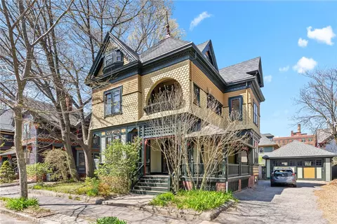 49 Princeton Ave, Providence, RI 02907