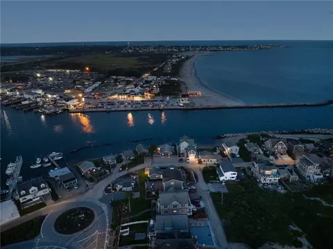 11 Beach Row, Narragansett, RI 02879 photo 44