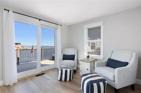 11 Beach Row, Narragansett, RI 02879 photo 14