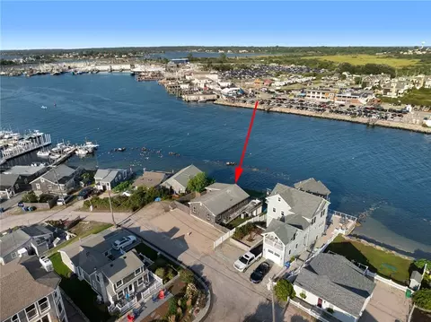11 Beach Row, Narragansett, RI 02879 photo 2