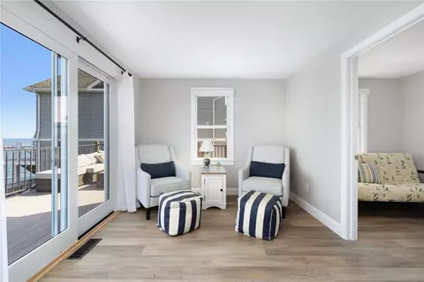 11 Beach Row, Narragansett, RI 02879 photo 13