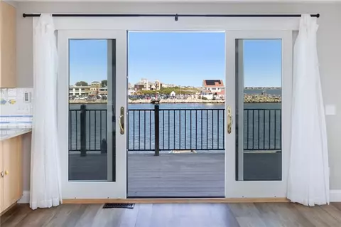 11 Beach Row, Narragansett, RI 02879 photo 15