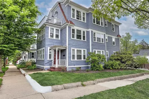 843 Hope St #2, Providence, RI 02906