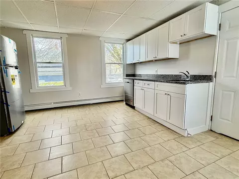 Kitchen - 172 Park Ave, Woonsocket, RI 02895 photo 4 of 7