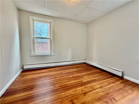 Bedroom - 172 Park Ave, Woonsocket, RI 02895 photo 2 of 8