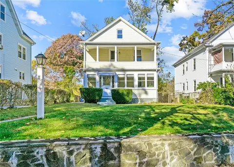 103 Grand Ave, Cranston, RI 02905