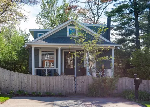 195 Brightridge Ave, East Providence, RI 02914