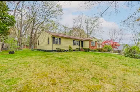 1195 Centerville Rd, Warwick, RI 02886
