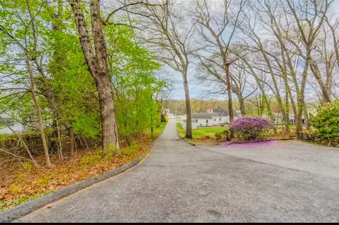 1195 Centerville Rd, Warwick, RI 02886 photo 6