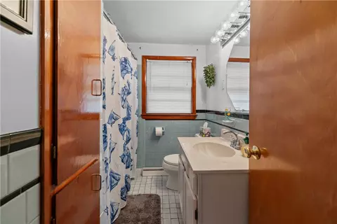 11 Cedar Ave, Middletown, RI 02842 photo 14