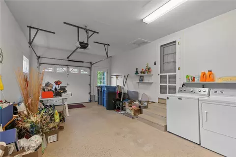 11 Cedar Ave, Middletown, RI 02842 photo 20