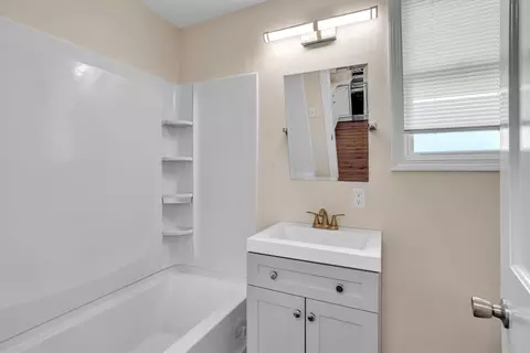 32 Summer St, Woonsocket, RI 02895 photo 31
