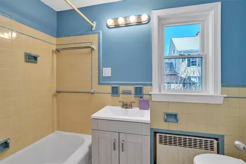32 Summer St, Woonsocket, RI 02895 photo 22
