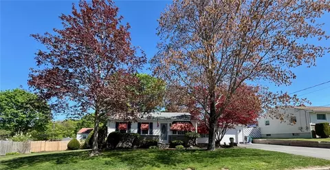 112 Lemay Rd, Woonsocket, RI 02895 photo 2