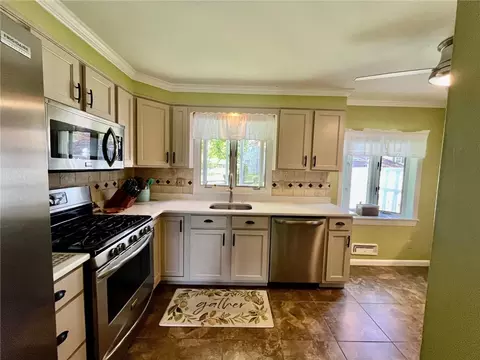 112 Lemay Rd, Woonsocket, RI 02895 photo 13