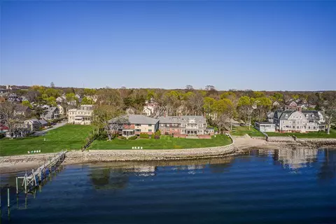 221 Hope St #7, Bristol, RI 02809