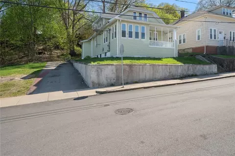 223 Paradis Ave, Woonsocket, RI 02895 photo 33