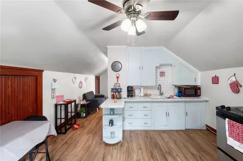 223 Paradis Ave, Woonsocket, RI 02895 photo 15