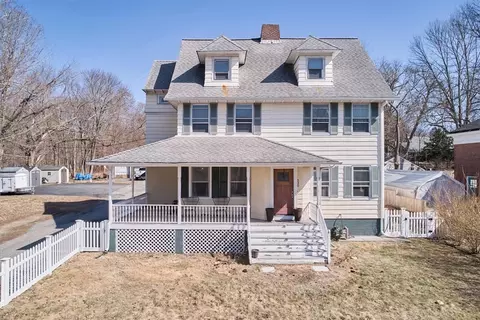 530 Fall River Ave, Seekonk, MA 02771