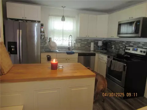170 Congress St, Woonsocket, RI 02895 photo 8