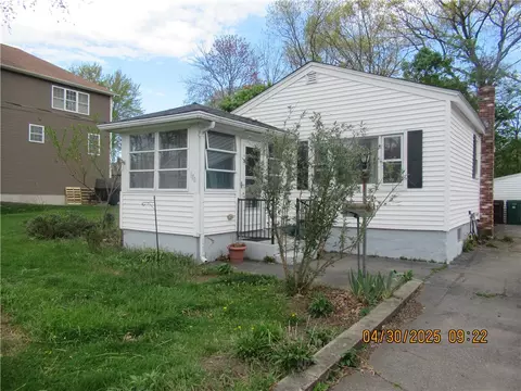 170 Congress St, Woonsocket, RI 02895 photo 16