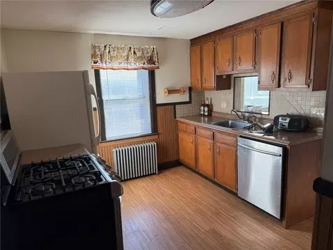 357 Chapmans Ave, Warwick, RI 02886 photo 14