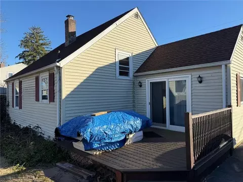 357 Chapmans Ave, Warwick, RI 02886 photo 23