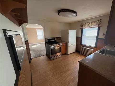357 Chapmans Ave, Warwick, RI 02886 photo 12