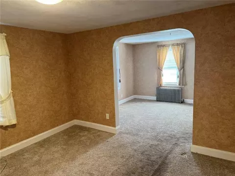 357 Chapmans Ave, Warwick, RI 02886 photo 5