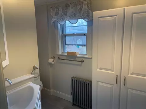 357 Chapmans Ave, Warwick, RI 02886 photo 18
