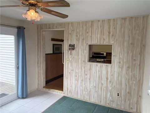 357 Chapmans Ave, Warwick, RI 02886 photo 17
