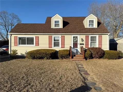 357 Chapmans Ave, Warwick, RI 02886