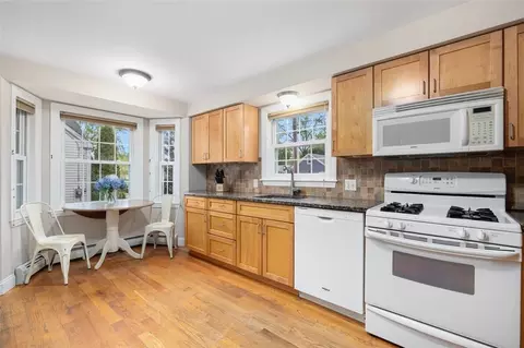 Kitchen - 83 Myrtle Ave, Warwick, RI 02886 photo 1 of 4