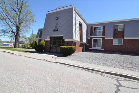 300 Smithfield Rd #P1-1, Providence, RI 02904