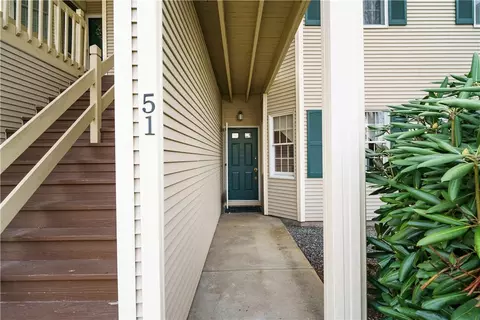 51 Scenic Dr, West Warwick, RI 02893