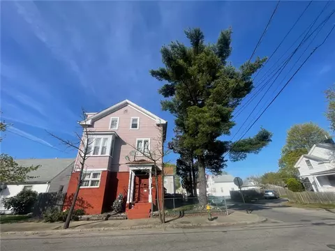 62 Daniel Ave, Providence, RI 02909 photo 2