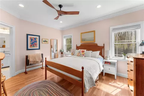 Bedroom - 40 Lloyd Bowen Ct, Glocester, RI 02814 photo 1 of 4