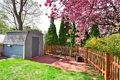 89 Rock Ave, Warwick, RI 02889 photo 31