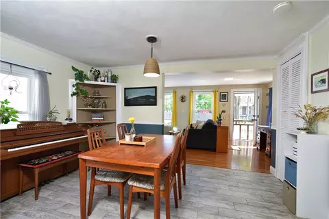 89 Rock Ave, Warwick, RI 02889 photo 10
