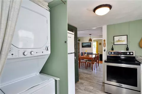 89 Rock Ave, Warwick, RI 02889 photo 13