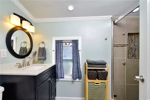89 Rock Ave, Warwick, RI 02889 photo 19