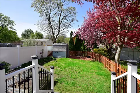 89 Rock Ave, Warwick, RI 02889 photo 29