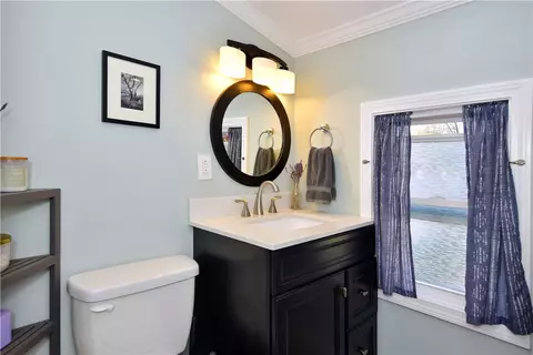 89 Rock Ave, Warwick, RI 02889 photo 18